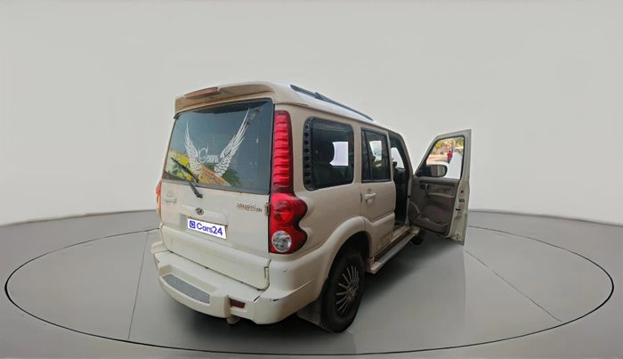 2011 Mahindra Scorpio SLE, Diesel, Manual, 86,508 km, exterior