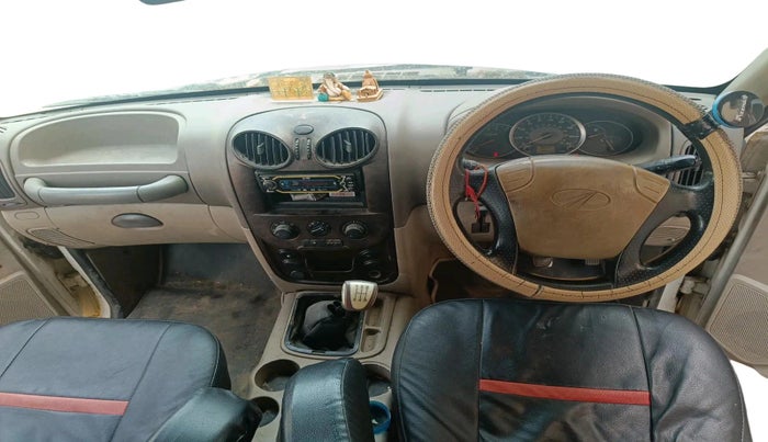 2011 Mahindra Scorpio SLE, Diesel, Manual, 86,508 km, interior