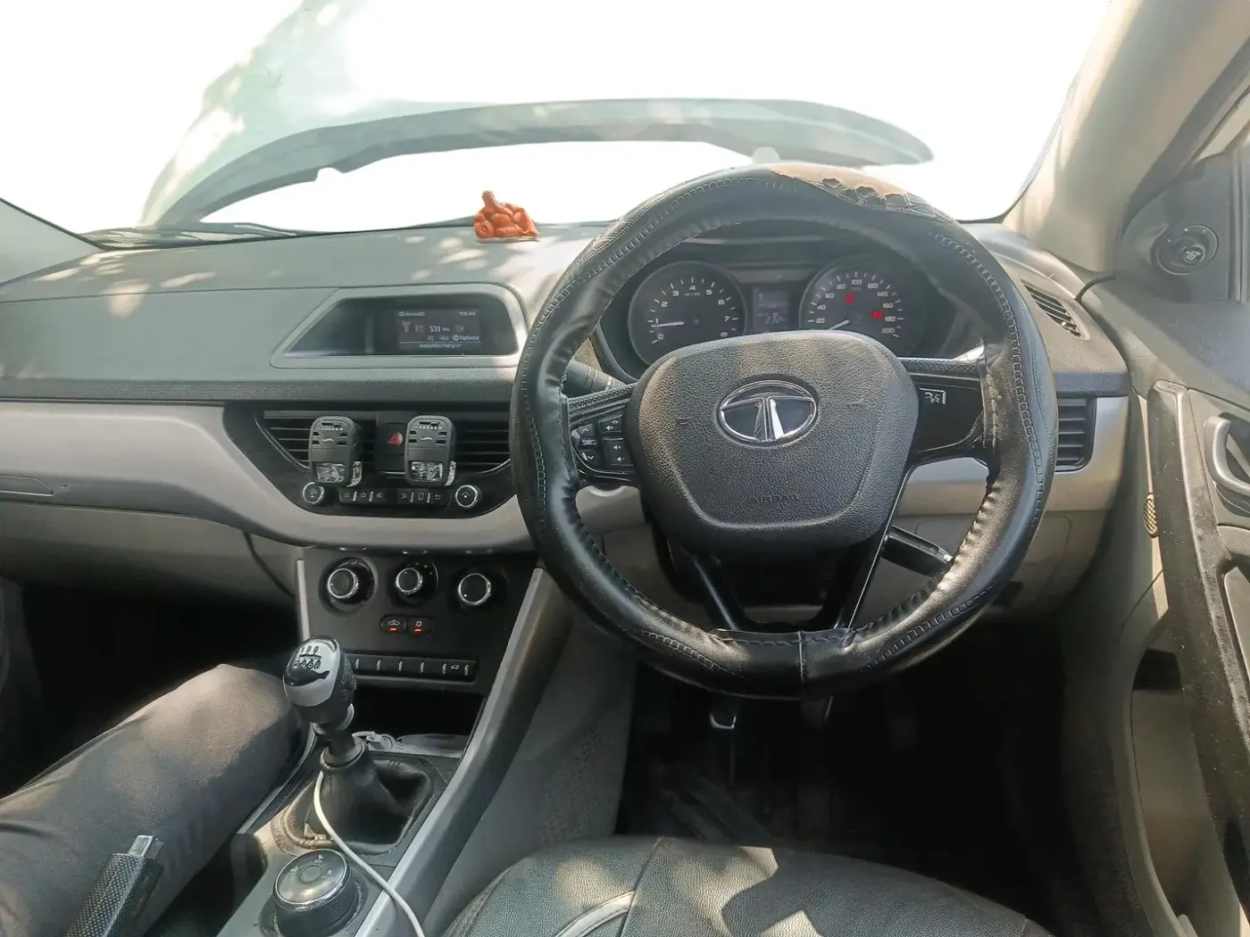 2019 Tata NEXON XM PETROL, Petrol, Manual, 1,08,491 km, interior