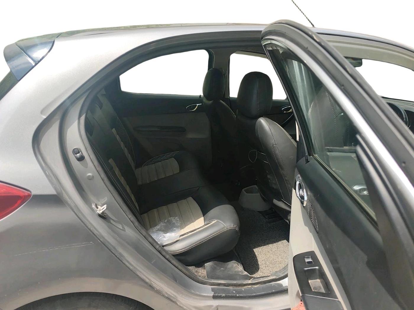 2018 Tata Tiago XZ PETROL, CNG, Manual, 1,22,754 km, interior