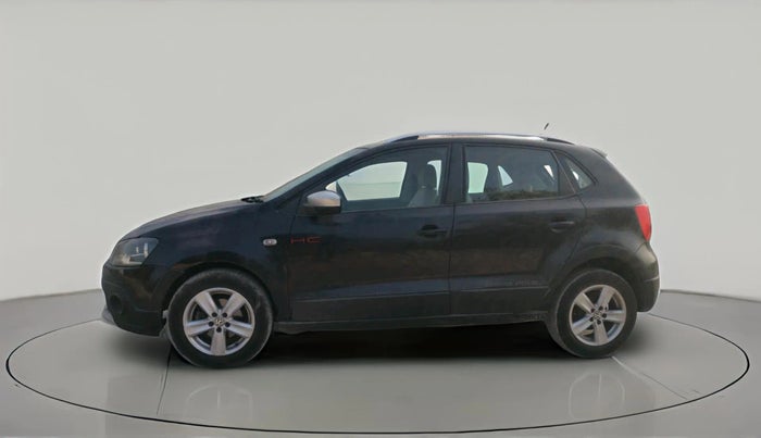 2015 Volkswagen Polo HIGHLINE1.5L, Diesel, Manual, 1,24,953 km, exterior