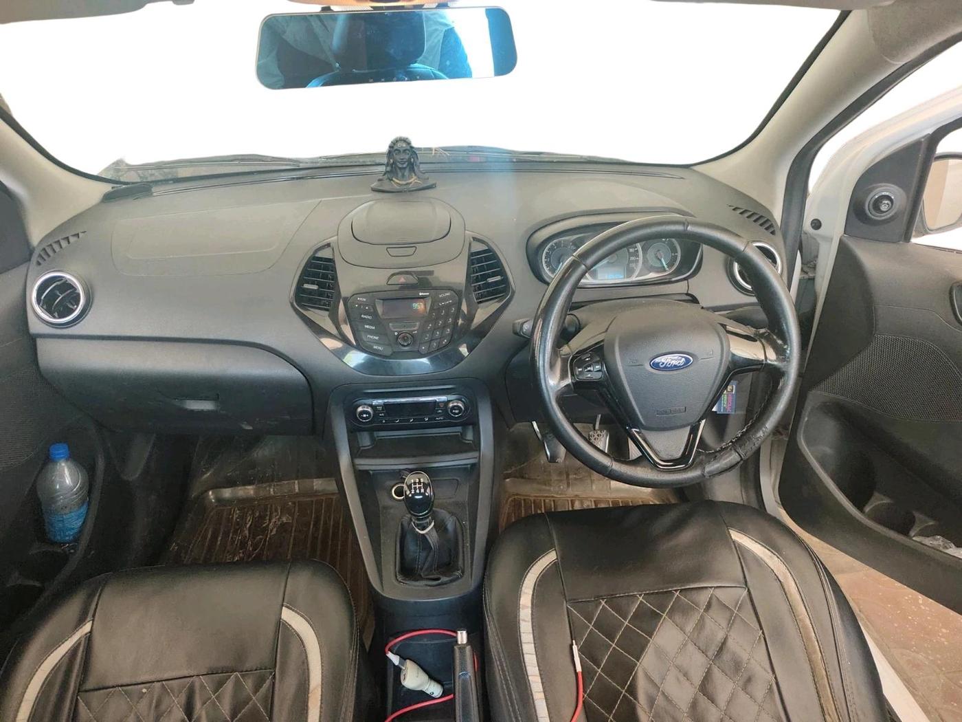 2017 Ford Figo Aspire TITANIUM1.5 DIESEL, Diesel, Manual, 3,18,573 km, interior