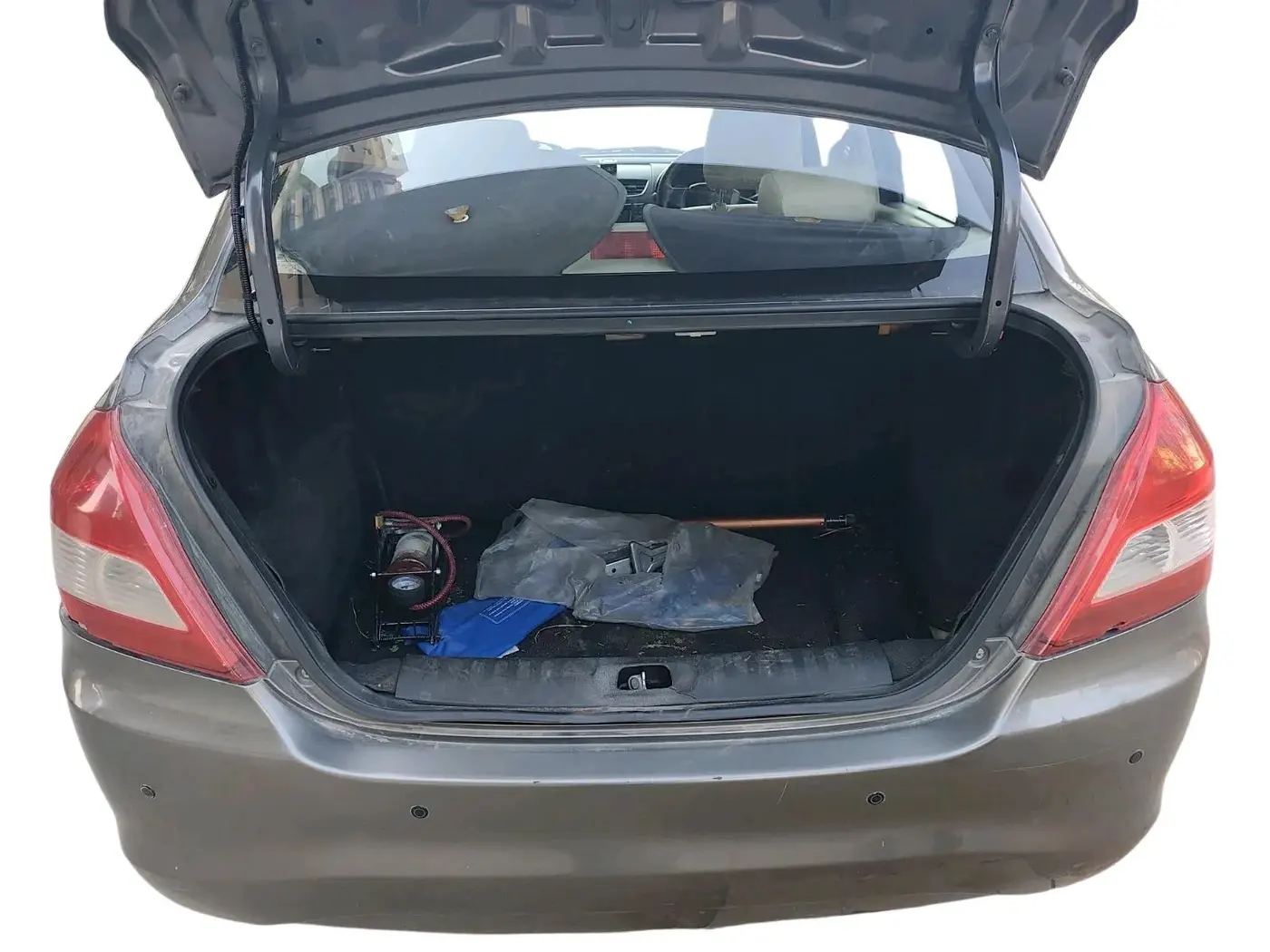 2015 Maruti Swift Dzire VXI, Petrol, Manual, 1,19,302 km, exterior