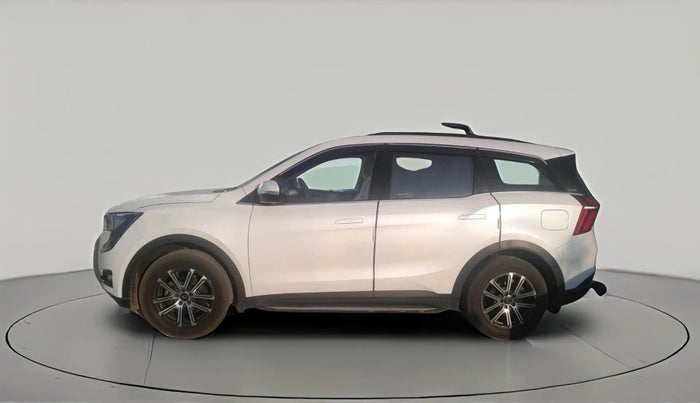 2023 Mahindra XUV700 AX 7 D MT 7 STR, Diesel, Manual, 91,907 km, exterior