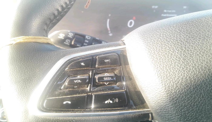 2023 Mahindra XUV700 AX 7 D MT 7 STR, Diesel, Manual, 91,907 km, interior