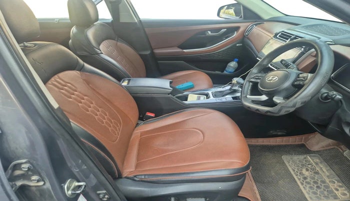 2021 Hyundai ALCAZAR PLATINUM(O) 6STR 1.5 AT, Diesel, Automatic, 1,48,860 km, interior