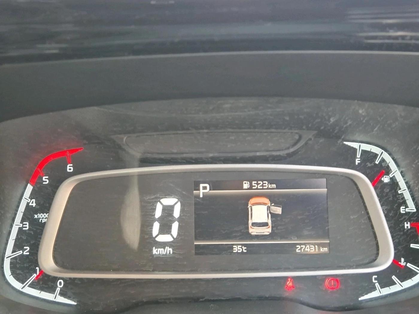 2022 KIA SONET HTX 1.5 AT, Diesel, Automatic, 27,431 km, interior