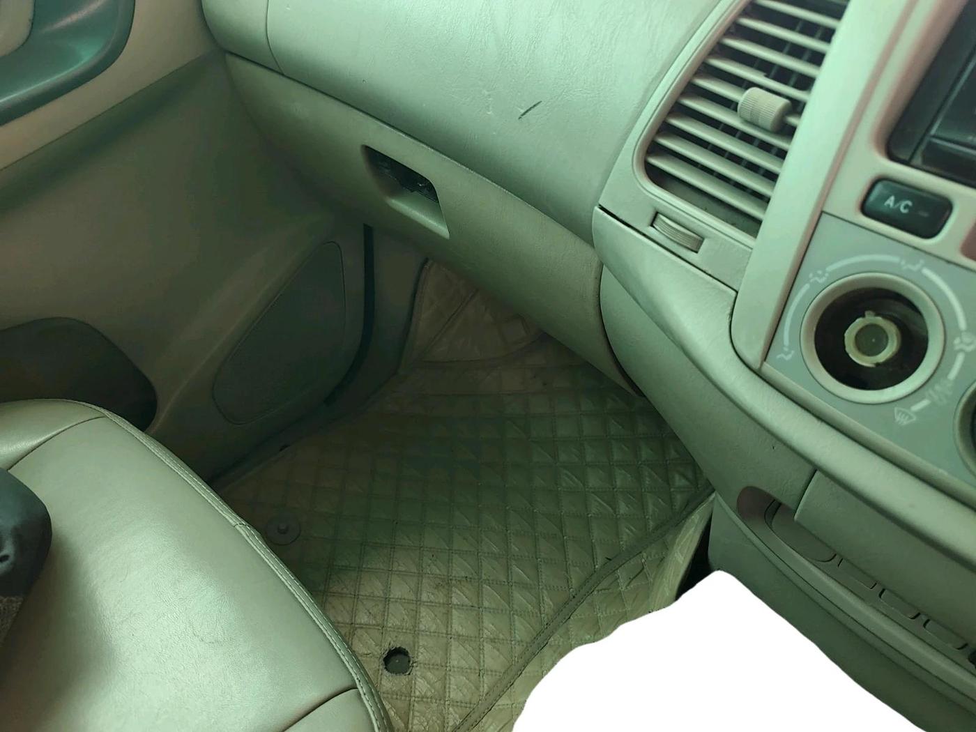 2012 Toyota Innova 2.5 G2 8STR, Diesel, Manual, 71,542 km, interior