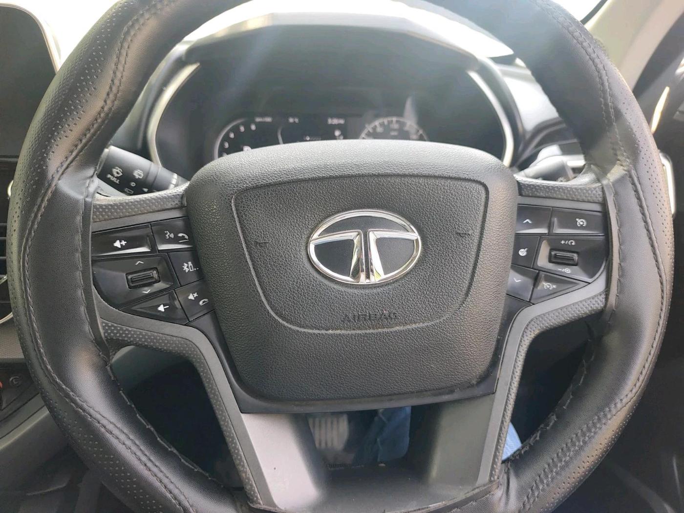 2020 Tata Harrier XZA 2.0L, Diesel, Automatic, 80,797 km, interior