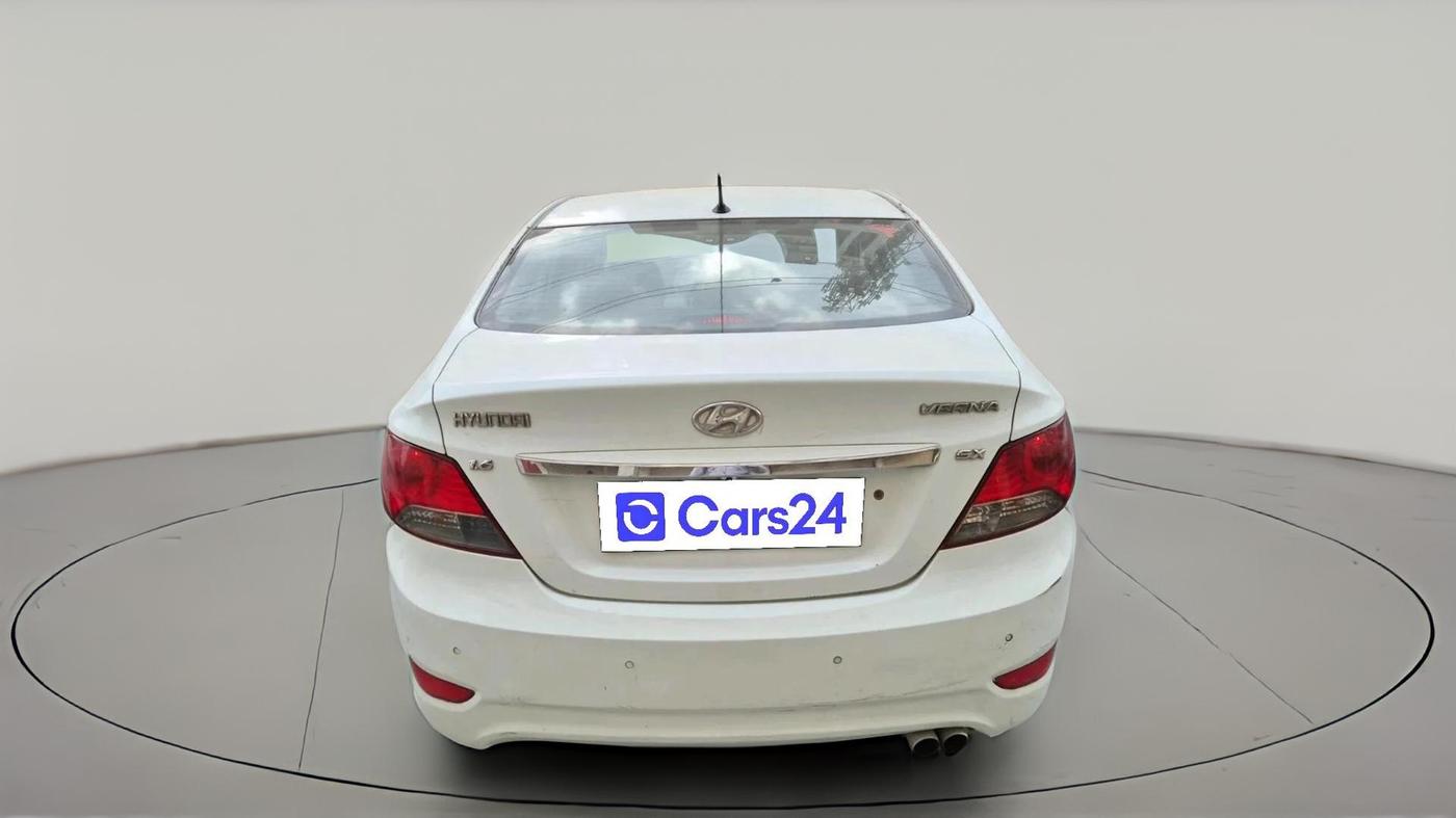 2011 Hyundai Verna FLUIDIC 1.6 CRDI SX, Diesel, Manual, 1,44,957 km, exterior