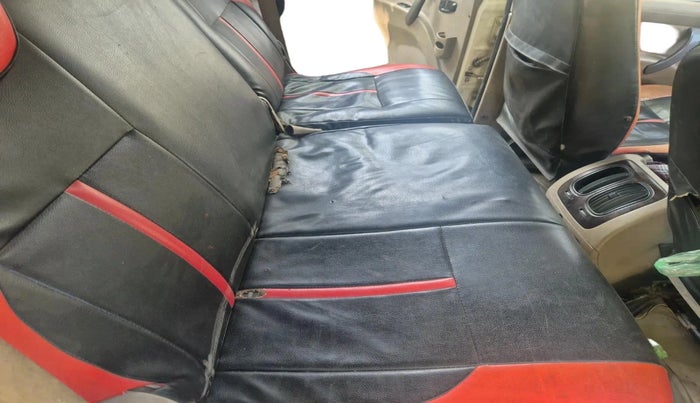 2011 Mahindra Scorpio VLX 2WD AIRBAG, Diesel, Manual, 1,21,651 km, interior