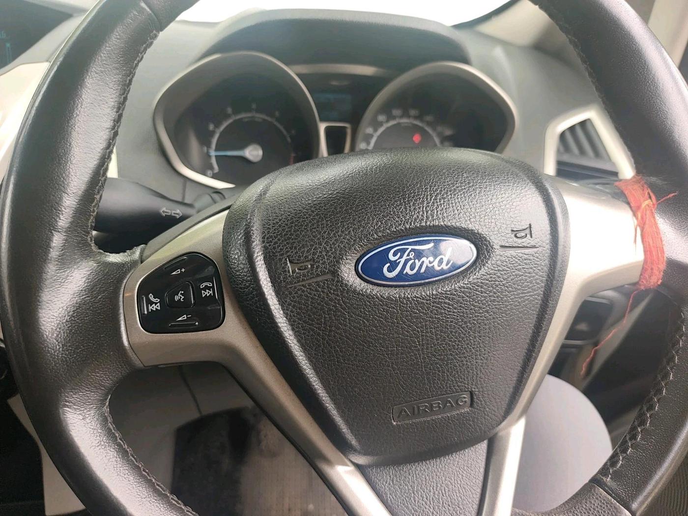 2015 Ford Ecosport TITANIUM 1.5L PETROL, Petrol, Manual, 1,12,586 km, interior