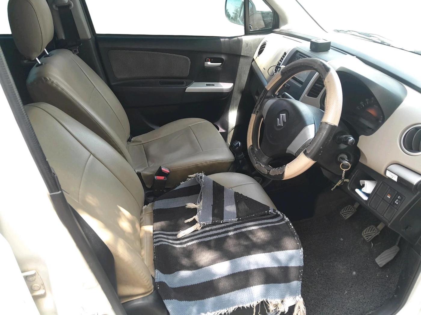 2013 Maruti Wagon R 1.0 LXI, Petrol, Manual, 46,713 km, interior