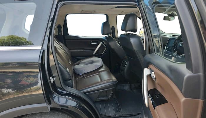 2022 Mahindra SCORPIO-N Z8 L DIESEL AT 4WD 7 STR, Diesel, Automatic, 1,75,976 km, interior