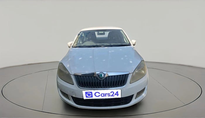 2013 Skoda Rapid AMBITION 1.6 MPI MT, Petrol, Manual, 95,763 km, exterior