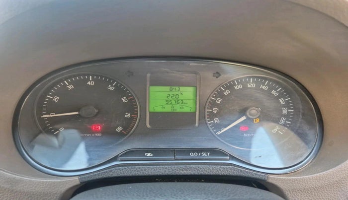 2013 Skoda Rapid AMBITION 1.6 MPI MT, Petrol, Manual, 95,763 km, interior