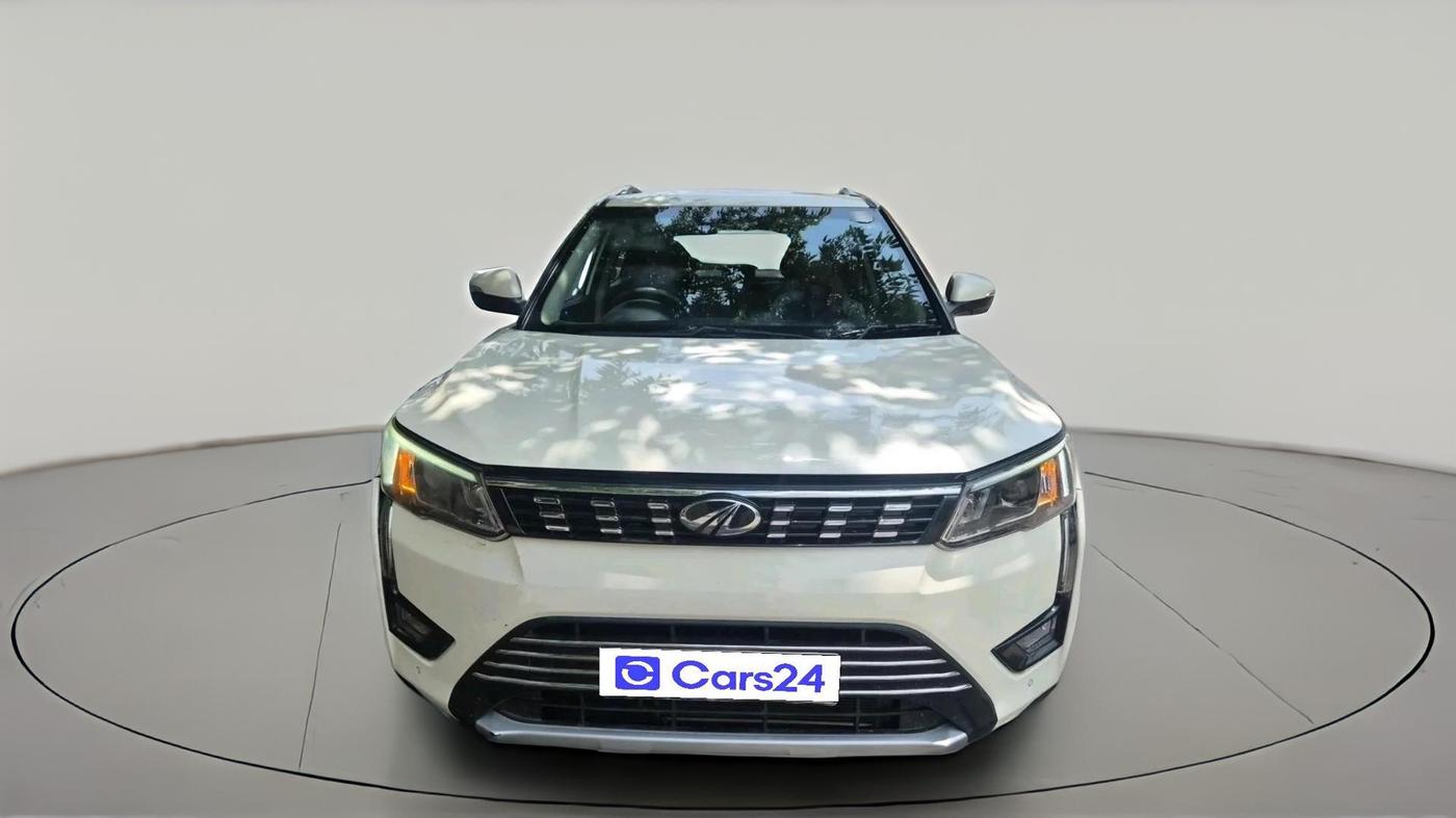 2019 Mahindra XUV300 W8 (O) 1.5 DIESEL, Diesel, Manual, 1,50,826 km, exterior