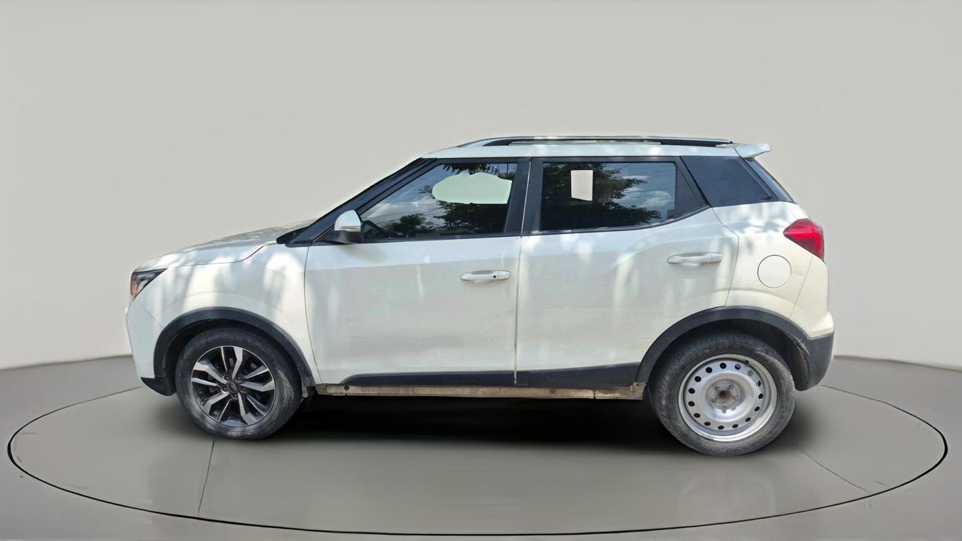 2019 Mahindra XUV300 W8 (O) 1.5 DIESEL, Diesel, Manual, 1,50,826 km, exterior