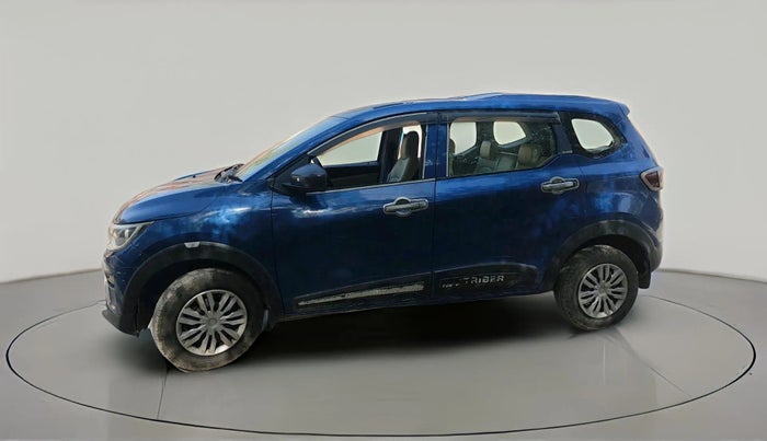 2020 Renault TRIBER RXE MT, Petrol, Manual, 1,18,721 km, exterior
