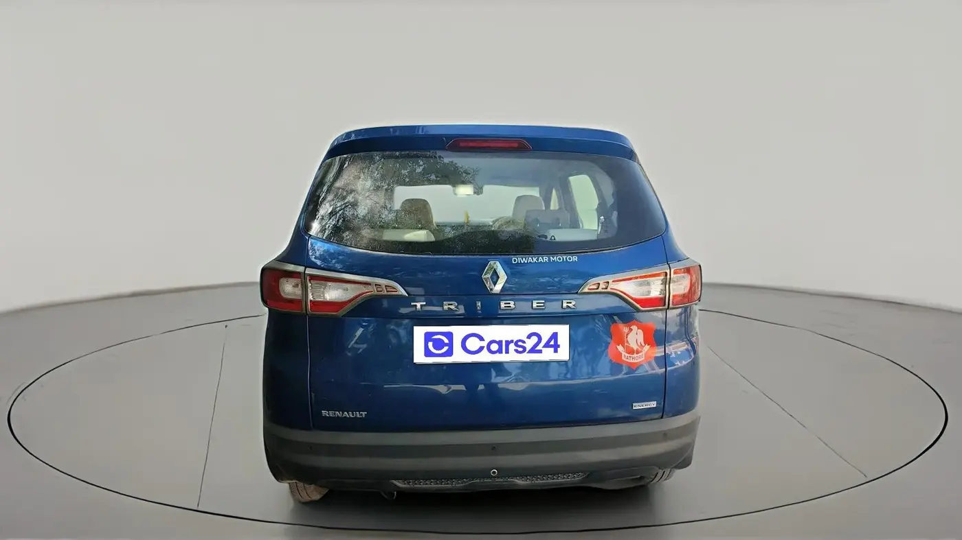 2020 Renault TRIBER RXE MT, Petrol, Manual, 1,18,721 km, exterior
