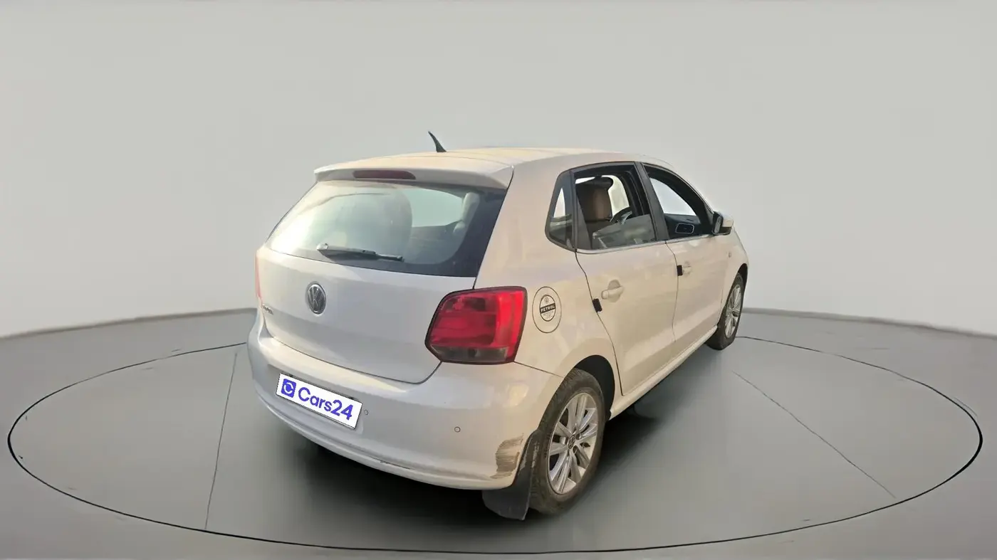 2014 Volkswagen Polo HIGHLINE1.2L, Petrol, Manual, 70,809 km, exterior