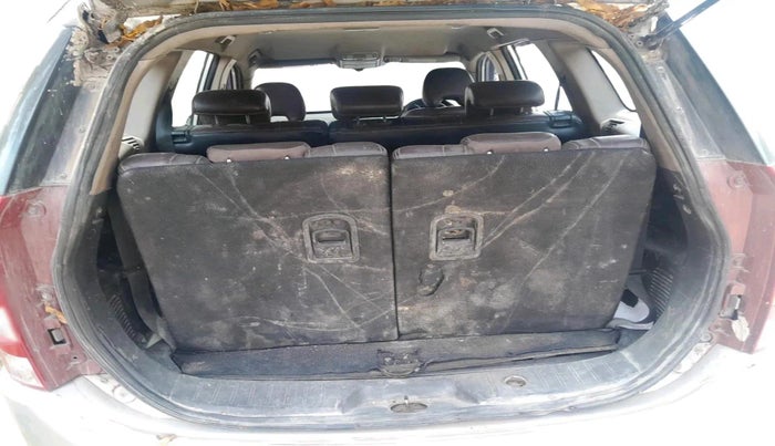 2012 Mahindra XUV500 W8, Diesel, Manual, 2,41,969 km, exterior