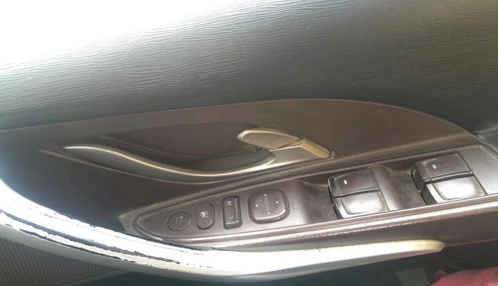 2012 Mahindra XUV500 W8, Diesel, Manual, 2,41,969 km, interior