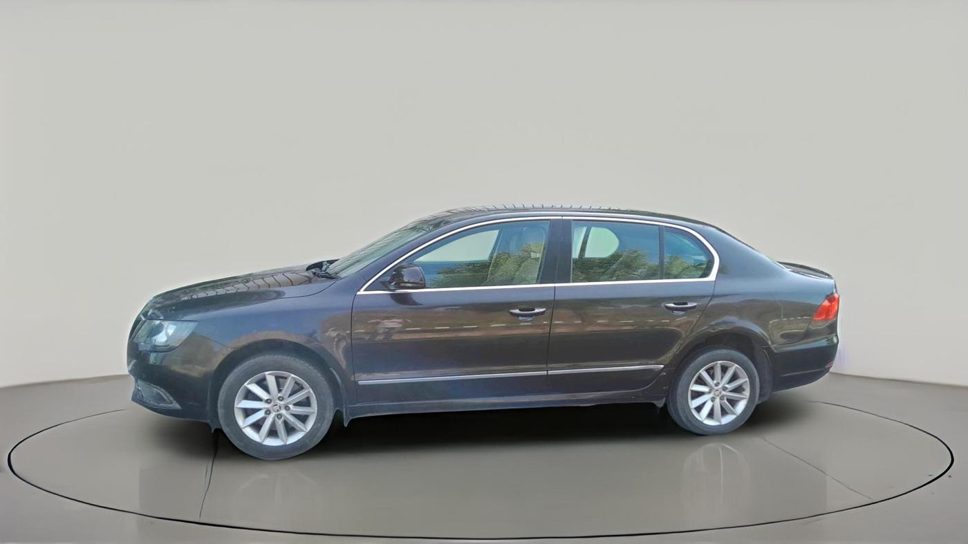 2014 Skoda Superb ELEGANCE 1.8 TSI MT, Petrol, Manual, 75,841 km, exterior