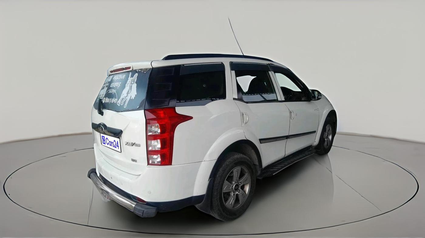 2012 Mahindra XUV500 W8, Diesel, Manual, 1,91,636 km, exterior