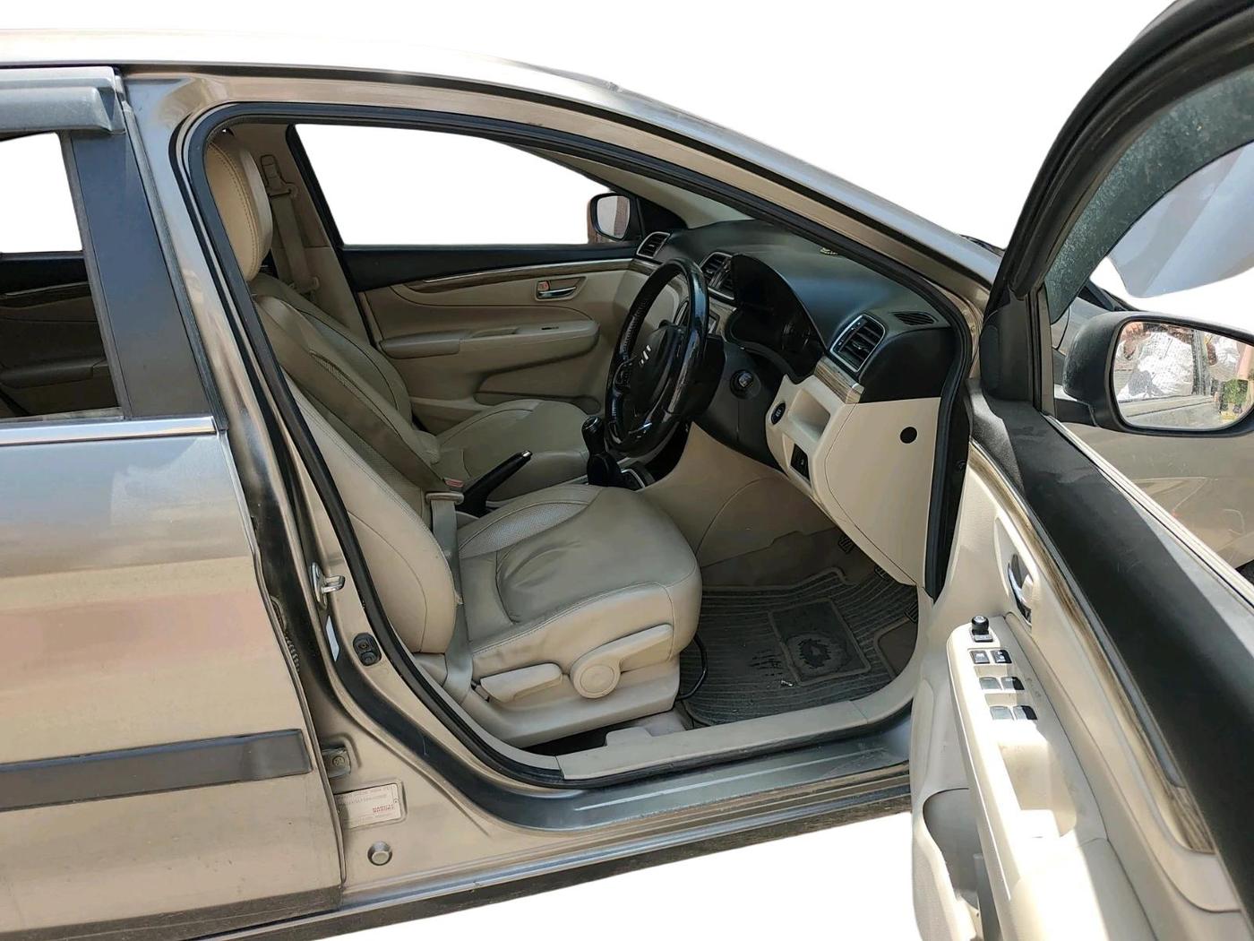 2020 Maruti Ciaz ALPHA 1.5 SHVS PETROL, Petrol, Manual, 1,03,285 km, interior