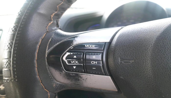 2015 Honda Mobilio 1.5L I-DTEC S, Diesel, Manual, 1,76,574 km, interior