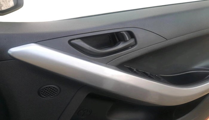 2023 Tata NEXON XM PETROL, Petrol, Manual, 37,093 km, interior