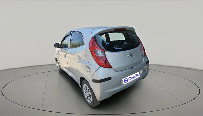 2017 Hyundai Eon MAGNA +, Petrol, Manual, 1,31,827 km, exterior