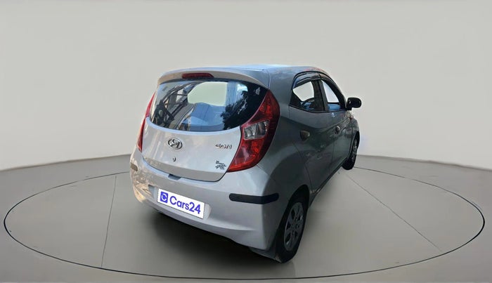2017 Hyundai Eon MAGNA +, Petrol, Manual, 1,31,827 km, exterior