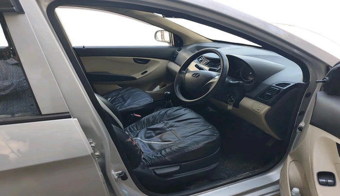 2017 Hyundai Eon MAGNA +, Petrol, Manual, 1,31,827 km, interior