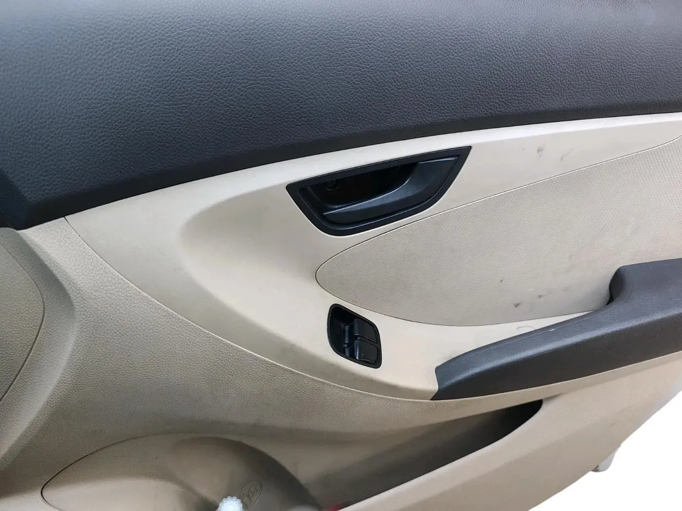 2017 Hyundai Eon MAGNA +, Petrol, Manual, 1,31,827 km, interior