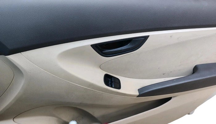 2017 Hyundai Eon MAGNA +, Petrol, Manual, 1,31,827 km, interior