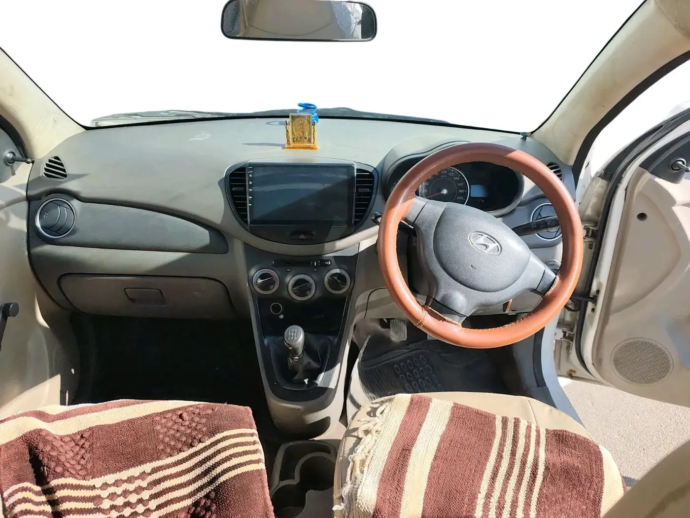 2016 Hyundai i10 ERA 1.1, CNG, Manual, 79,949 km, interior