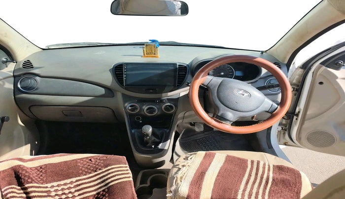 2016 Hyundai i10 ERA 1.1, CNG, Manual, 79,949 km, interior