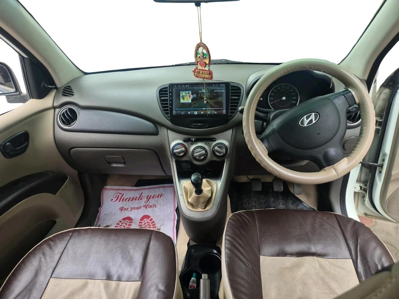 2013 Hyundai i10 ERA 1.1, Petrol, Manual, 1,22,759 km, interior