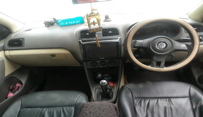 2010 Volkswagen Vento TRENDLINE DIESEL 1.6, Diesel, Manual, 99,320 km, interior