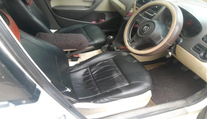 2010 Volkswagen Vento TRENDLINE DIESEL 1.6, Diesel, Manual, 99,320 km, interior