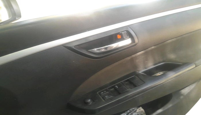 2015 Maruti Swift VDI, Diesel, Manual, 1,69,807 km, interior