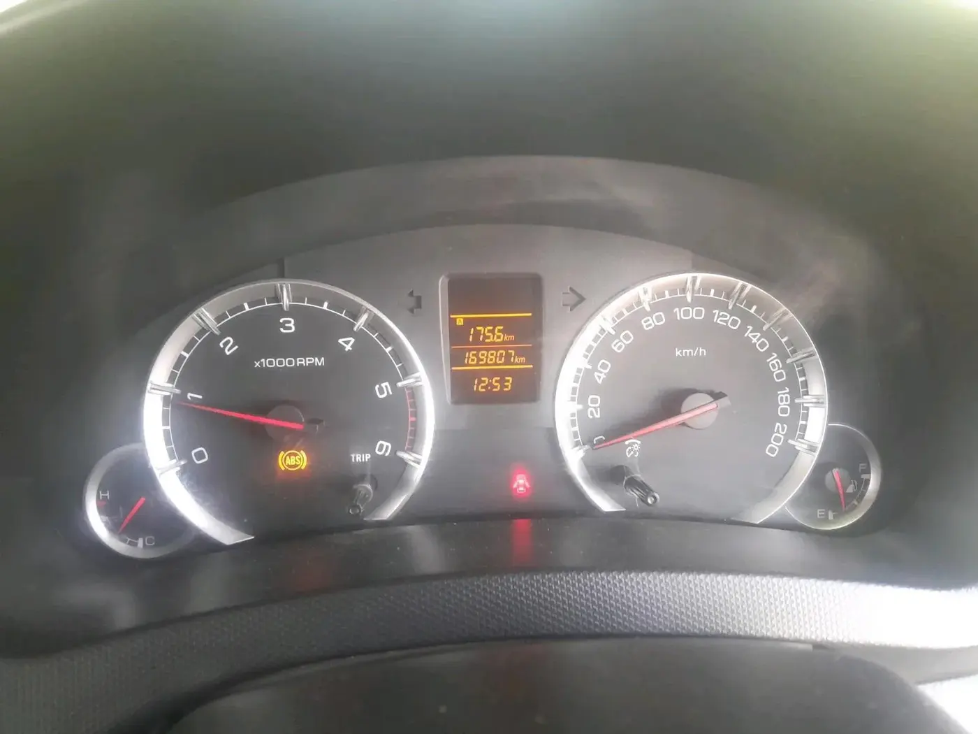 2015 Maruti Swift VDI, Diesel, Manual, 1,69,807 km, interior
