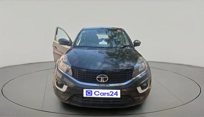 2017 Tata NEXON XM PETROL, Petrol, Manual, 83,854 km, exterior