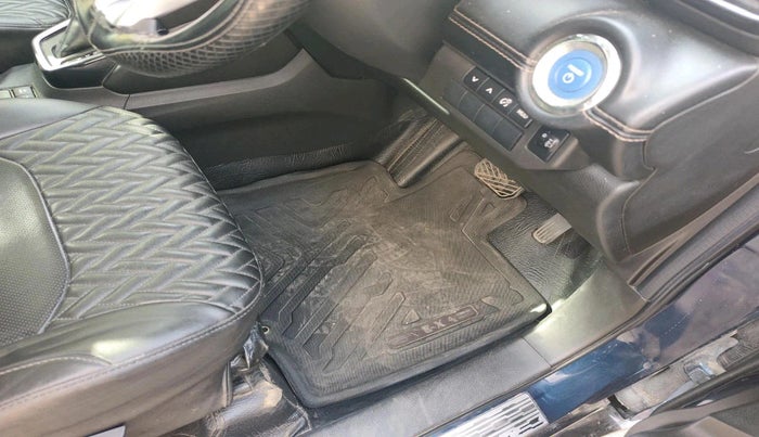 2022 Maruti Grand Vitara ZETA PLUS  HYBRID ECVT, Hybrid, Automatic, 52,845 km, interior