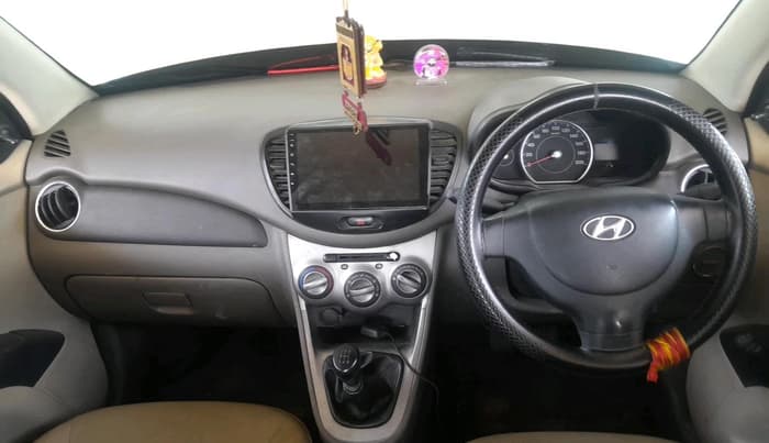 2012 Hyundai i10 MAGNA 1.1 LPG, Petrol, Manual, 98,333 km, interior