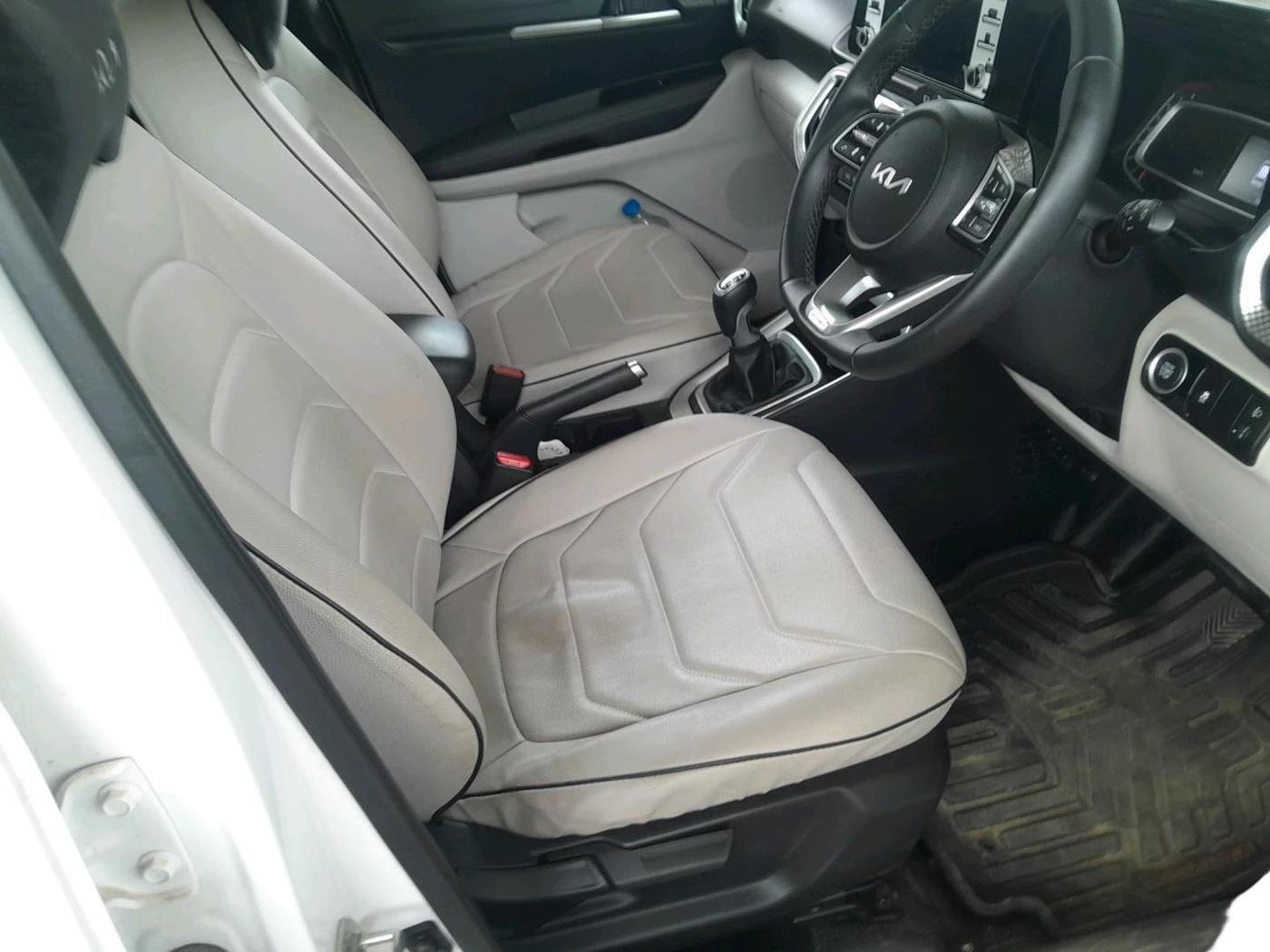 2021 KIA SONET HTX 1.0 IMT, Petrol, Manual, 13,520 km, interior