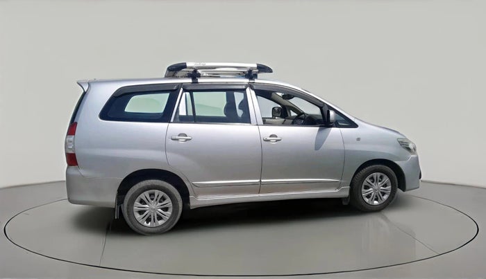 2013 Toyota Innova 2.5 GX 8 STR, Diesel, Manual, 1,71,570 km, exterior