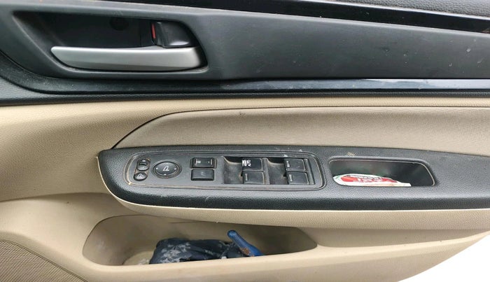 2019 Honda Amaze 1.5L I-DTEC VX, Diesel, Manual, 1,52,410 km, interior